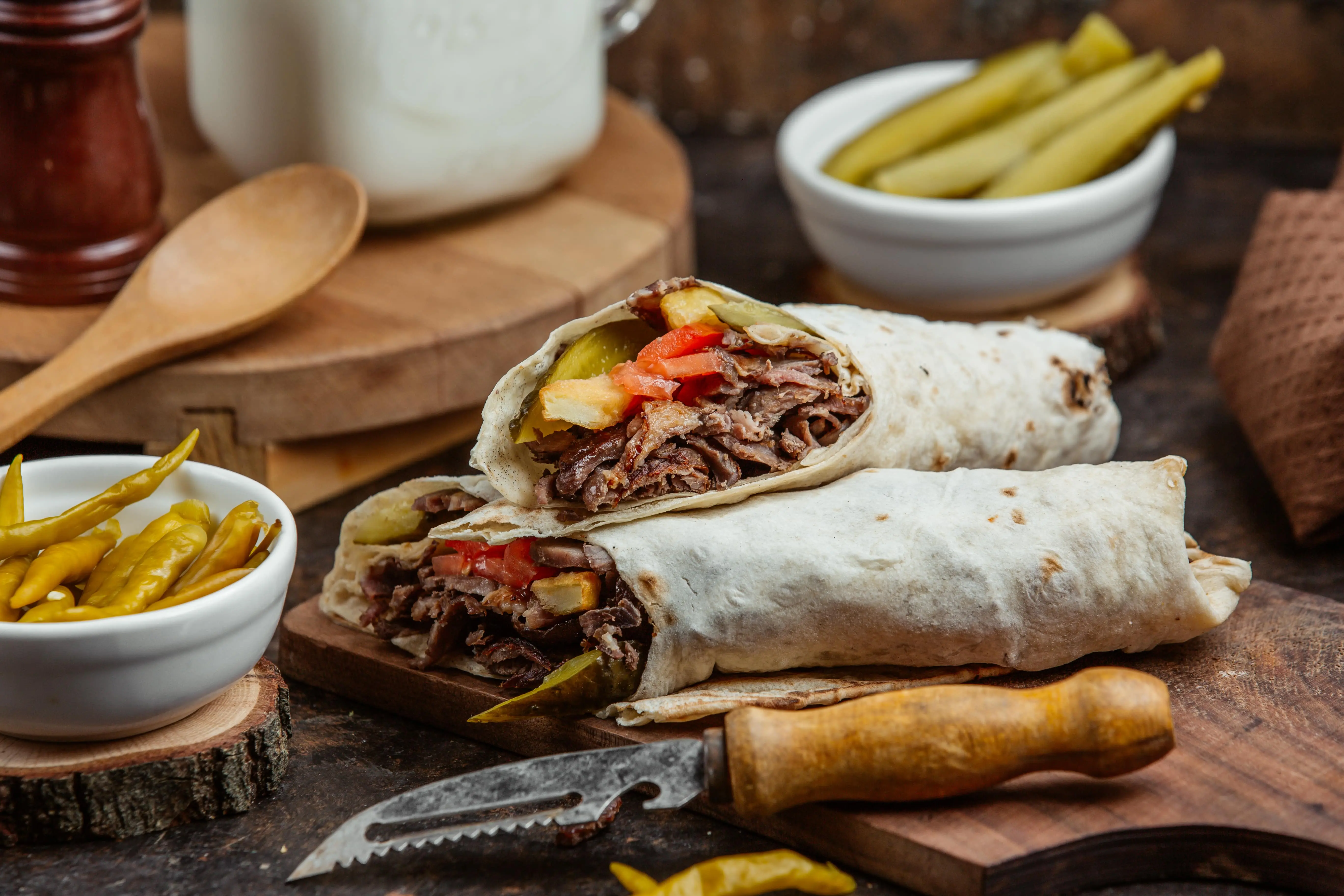 Zeytinburnu’nda Pilav Üstü Et Döner Keyfini Zirveye Taşıyan Mekân: Mevlana Pide