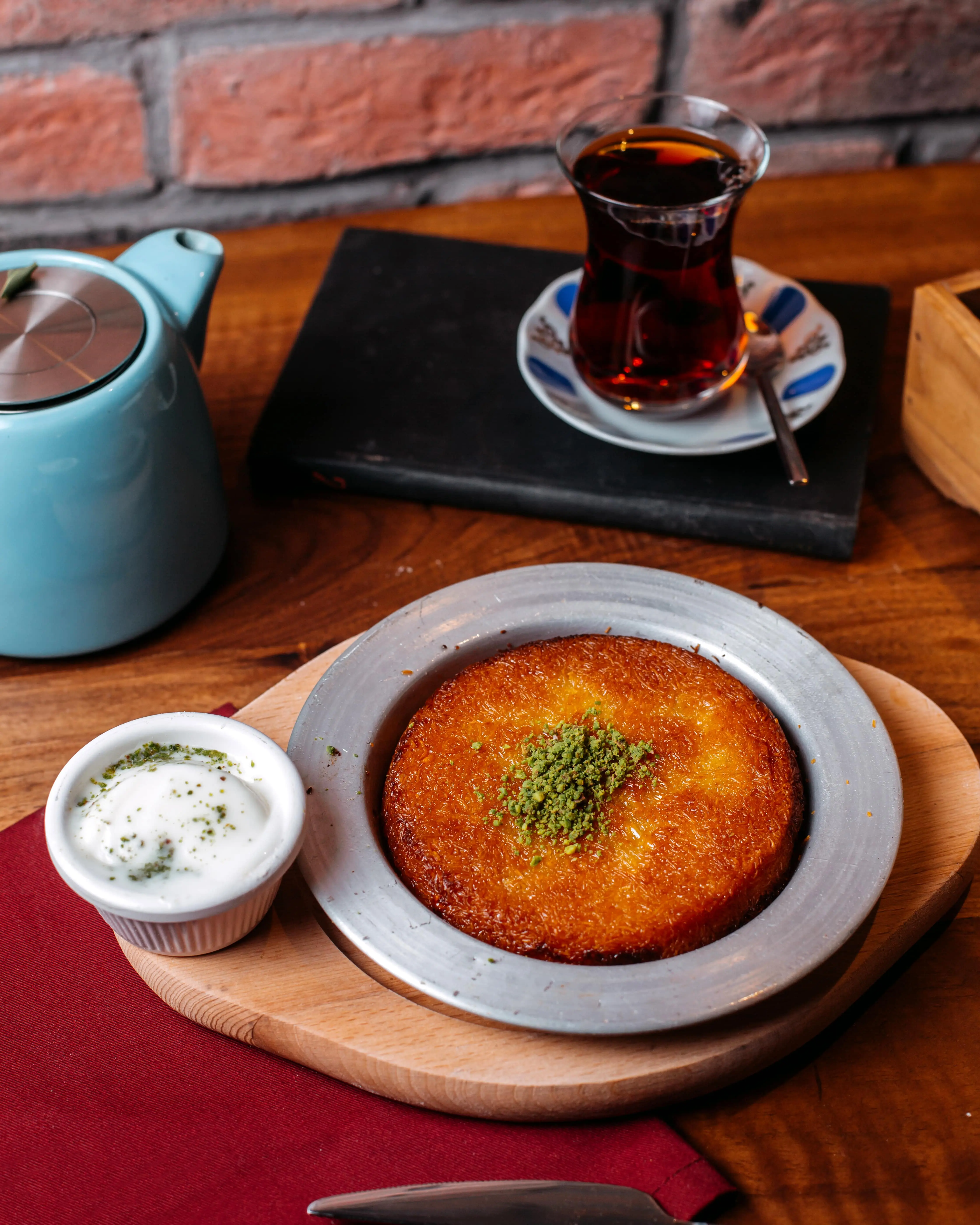 Künefe: Yemekten Sonra Tatlı Bir Mola