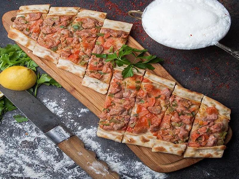 Kuşbaşılı Pide